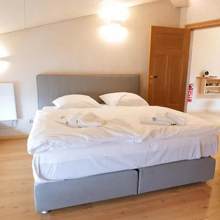 Neue Wasserkunst - Premium Gruppenferienwohnung - Abc354