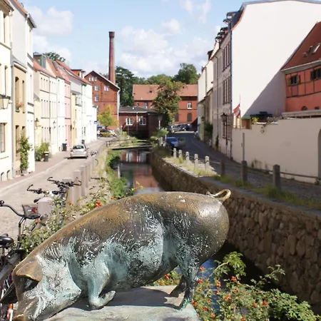 Neue Wasserkunst - Premium Gruppenferienwohnung - Abc354 Apartman